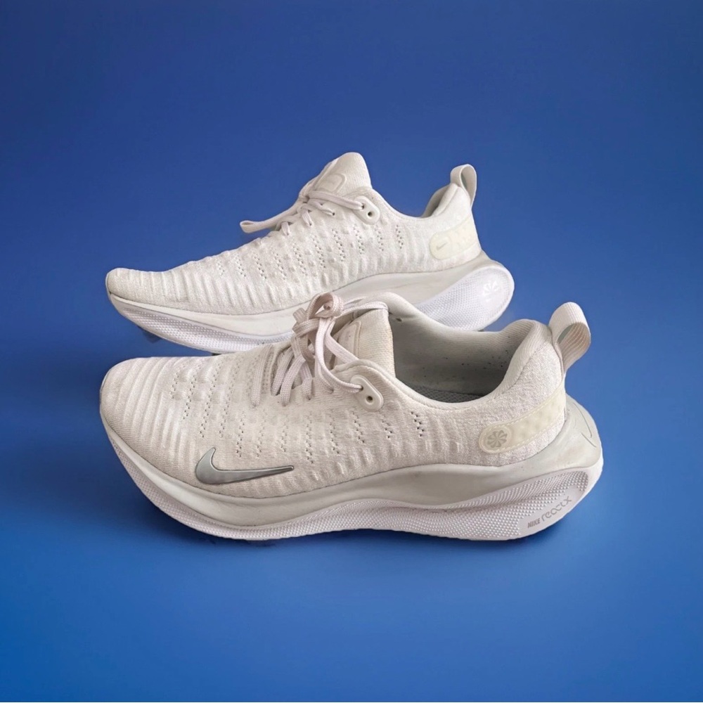 Nike Wmns 9.5 Reactx Infinity Run 4 WhiteMetallicSilver Women Running DR2670-102